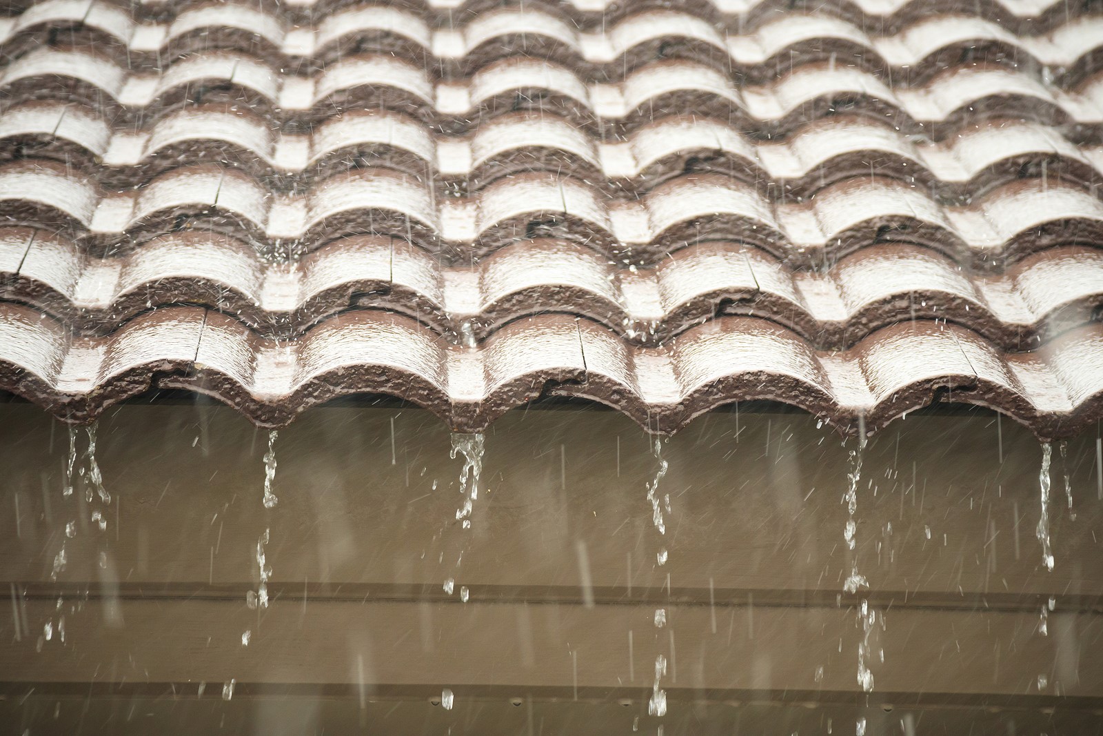 Rain on roof caused roof damage in Las Vegas 